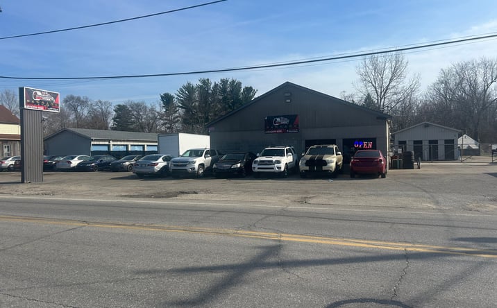 Pictures of Retail, Self Storage property located at 1633 Toledo Road, Elkhart, IN 46516 for sales - image #1