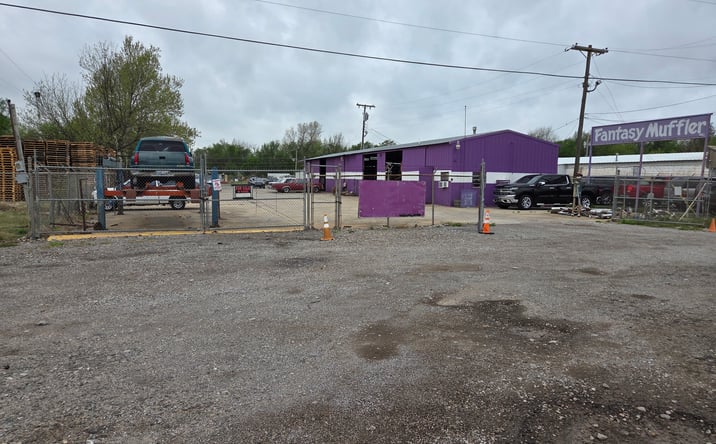 Pictures of Retail property located at 6994 NE 23rd St, Oklahoma City, OK 73141 for sales - image #1