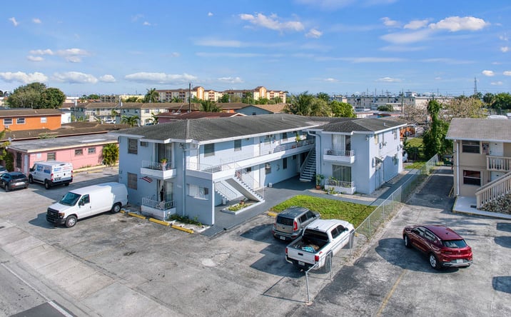 Pictures of Multifamily property located at 1460 W 29th St, Hialeah, FL 33012 for sales - image #1
