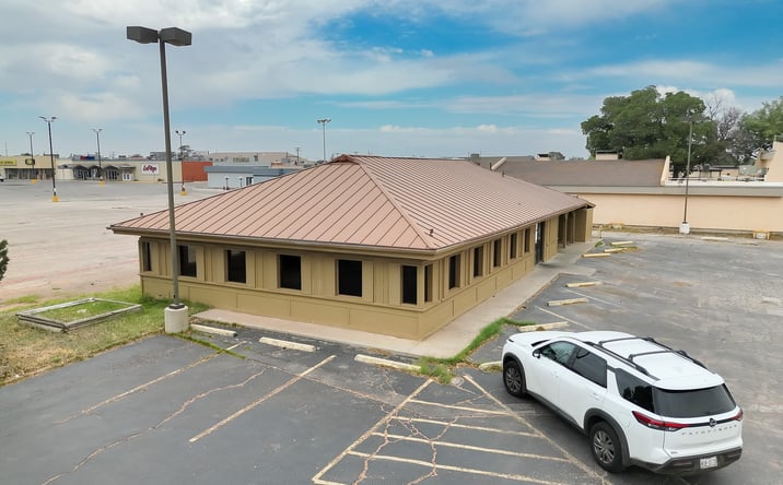 Pictures of Retail property located at 2131 E 8th St, Odessa, TX 79761 for sales - image #1