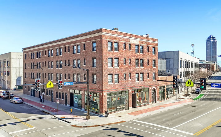 Pictures of Mixed Use, Multifamily, Retail property located at 1729 Grand Ave, Des Moines, IA 50309 for sales - image #1