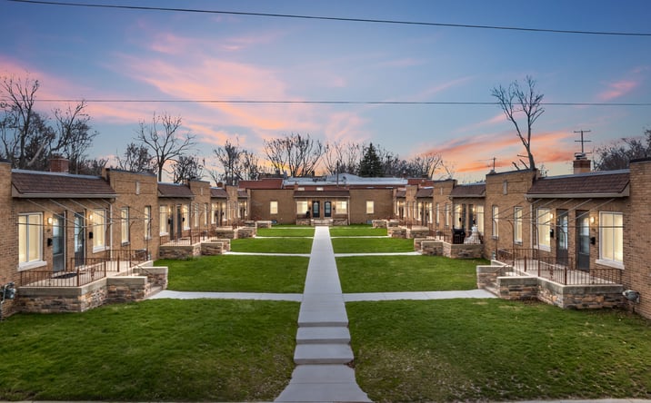 Pictures of Multifamily property located at 51 Spokane Dr, Pontiac, MI 48341 for sales - image #1