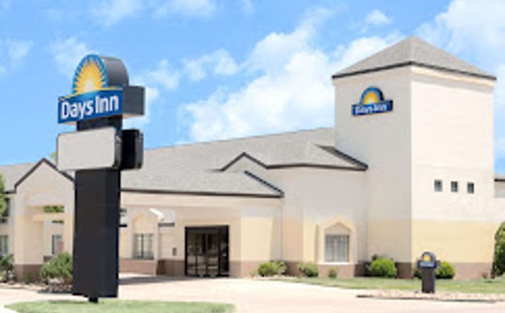 Pictures of Hospitality property located at 405 E Pancake Blvd, Liberal, KS 67901 for sales - image #1
