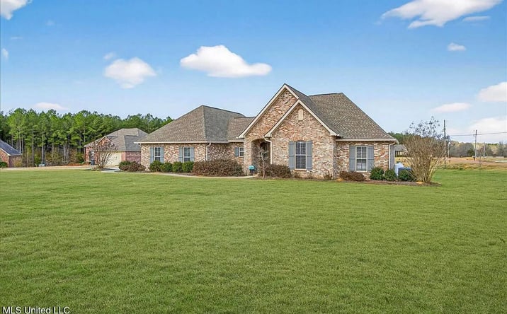 Pictures of Land property located at 1010 Orleans Drive, 70964, MS 39666 for sales - image #1