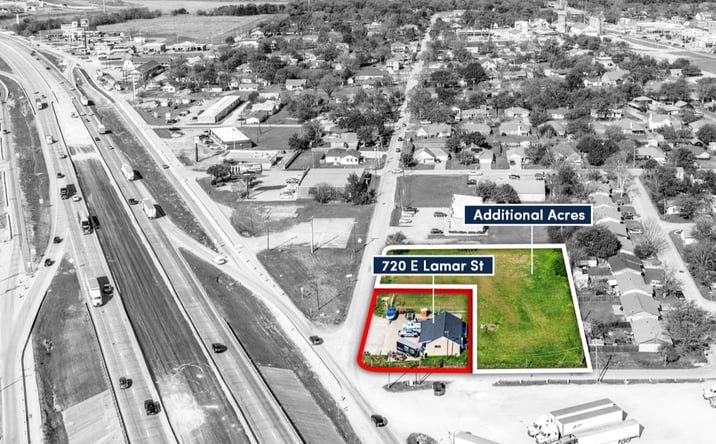 Pictures of Office, Retail property located at 720 E Lamar St, Royse City, TX 75189 for sales - image #1