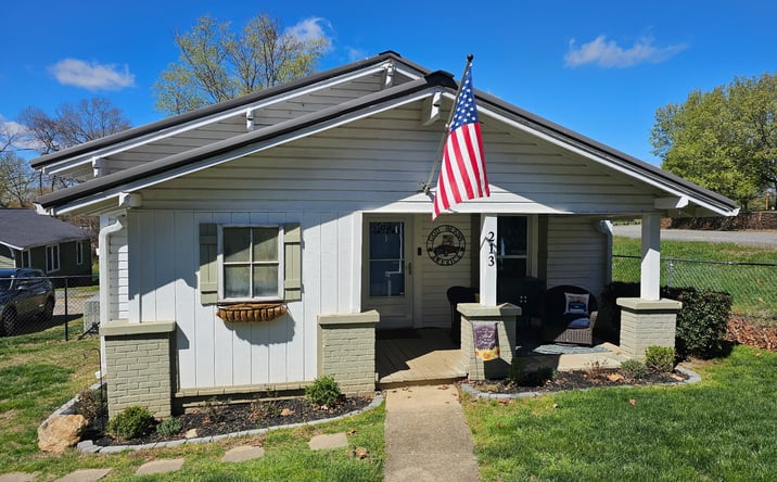 Pictures of Office, Retail, Special Purpose property located at 213 Colombo St NW, Valdese, NC 28690 for sales - image #1