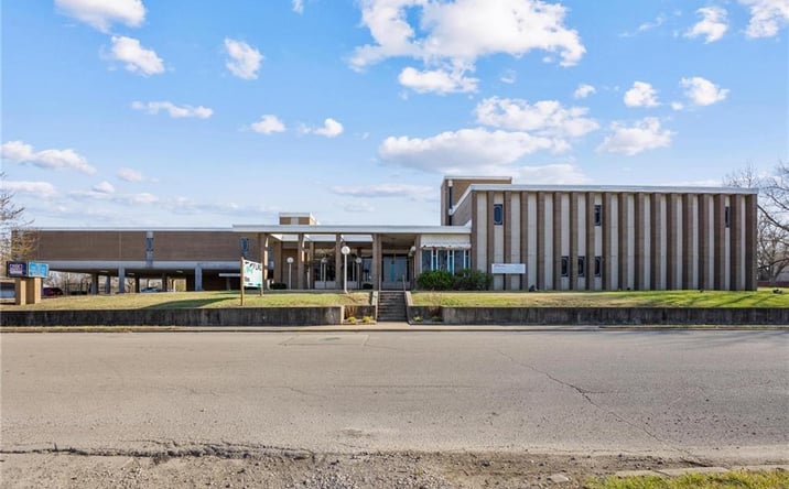 Pictures of Office, Special Purpose property located at 710 W 8th Street, Fort Scott, KS 66701 for sales - image #1