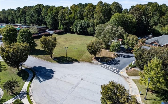 Pictures of Retail property located at 10146 Carlin Drive, Covington, GA 30014 for sales - image #1
