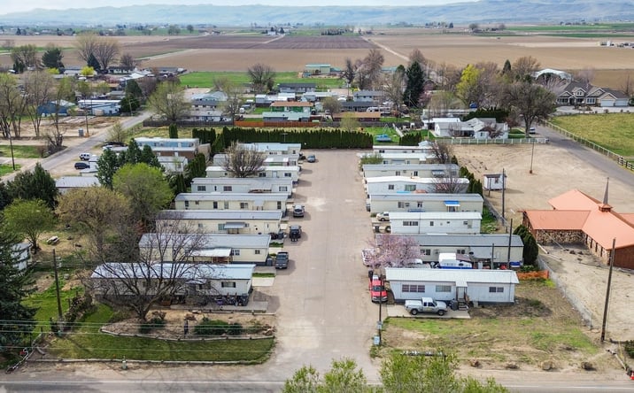 Pictures of Mobile Home Park property located at 615 W Idaho Ave, Homedale, ID 83628 for sales - image #1