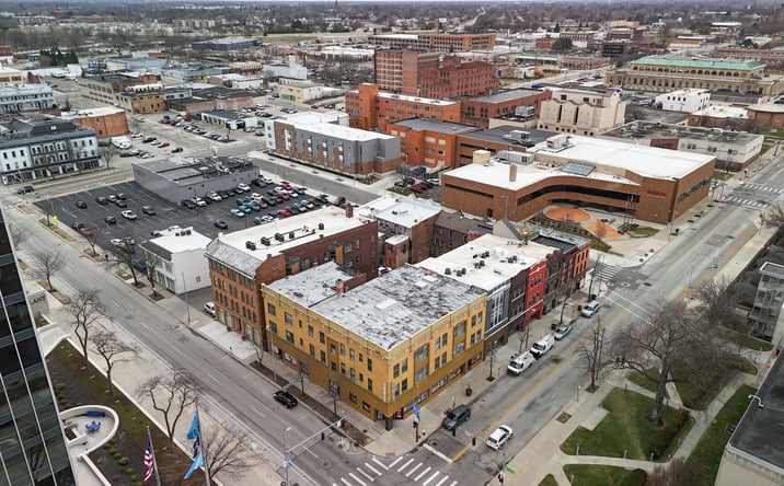 Pictures of Business for Sale, Multifamily, Office, Retail property located at 901 Madison Ave, Toledo, OH 43604 for sales - image #1