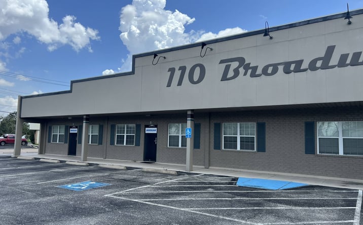 Pictures of Office, Retail property located at 110 N Broadway St, La Porte, TX 77571 for sales - image #1