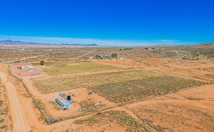 Pictures of Retail, Land property located at 2909 E Country Club Dr, Willcox, AZ 85643 for sales - image #1