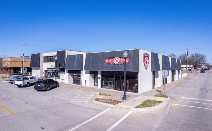 Pictures of Mixed Use, Office, Retail property located at 120 E Commercial St, Broken Arrow, OK 74012 for sales - image #1