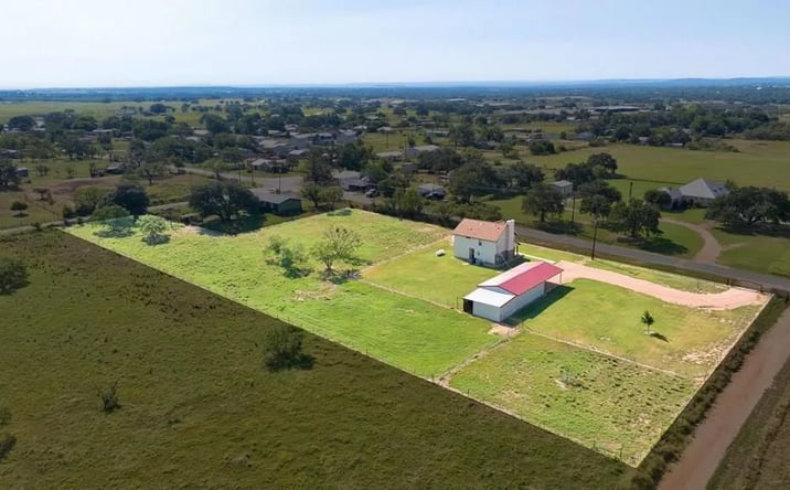Pictures of Land property located at 1004 E Pontotoc, 127231, TX 76856 for sales - image #1