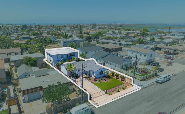 Pictures of Multifamily property located at 562 - 564 11th St, Imperial Beach, CA 91932 for sales - image #1