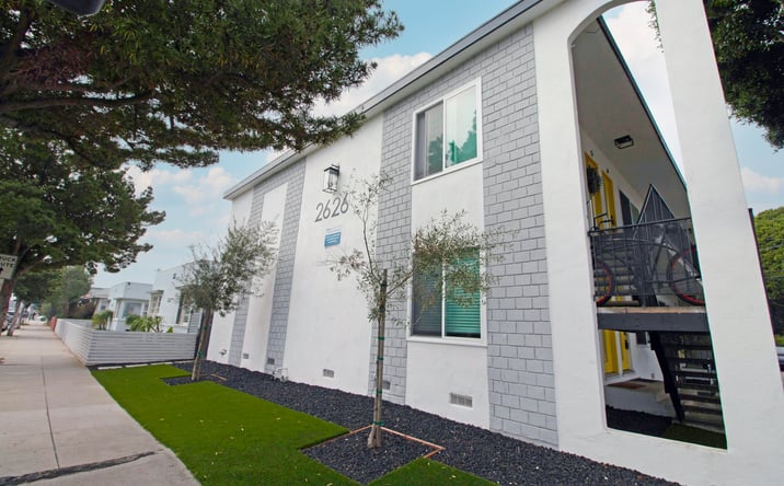 Pictures of Multifamily property located at 2626 Cloverfield Blvd, Santa Monica, CA 90405 for sales - image #1