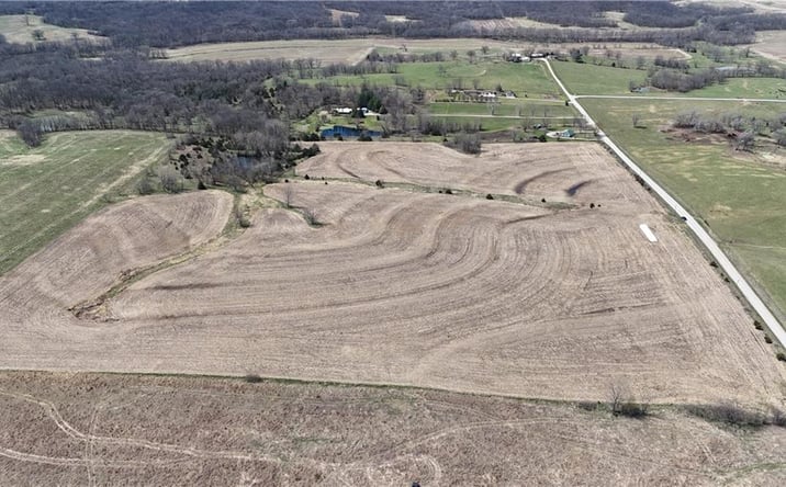 Pictures of Land property located at Drake Avenue, Pattonsburg, MO 64670 for sales - image #1