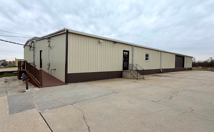 Pictures of Industrial property located at 725 Penrose Street, Grinnell, IA 50112 for sales - image #1