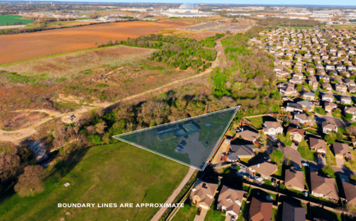 Pictures of Office property located at 6400 S IH35, Hewitt, TX 76643 for sales - image #1