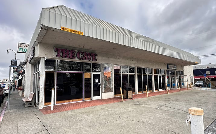 Pictures of Retail property located at 2499 S El Camino Real, San Mateo, CA 94403 for sales - image #1