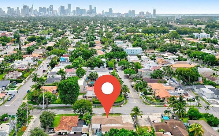 Pictures of Multifamily property located at 1660 SW 24th Ave, Miami, FL 33145 for sales - image #1