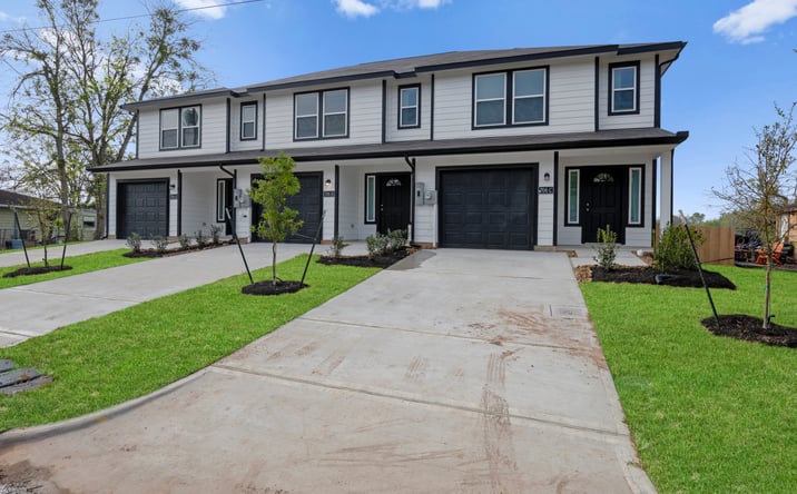 Pictures of Multifamily property located at 706 Universal St, Navasota, TX 77868 for sales - image #1