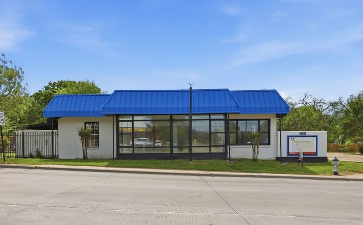 Pictures of Retail property located at 1400 E Belt Line Rd, Carrollton, TX 75006 for sales - image #1