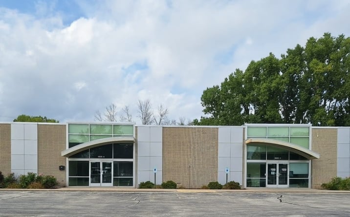 Pictures of Office property located at 1800 W Mason St, Green Bay, WI 54303 for sales - image #1