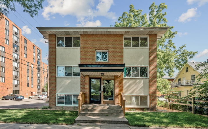 Pictures of Multifamily property located at 2818 E 31st St, Minneapolis, MN 55406 for sales - image #1