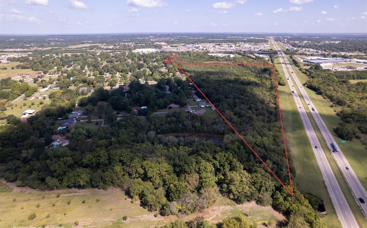 Pictures of Land property located at 3507 W Arkansas, Durant, OK 74701 for sales - image #1