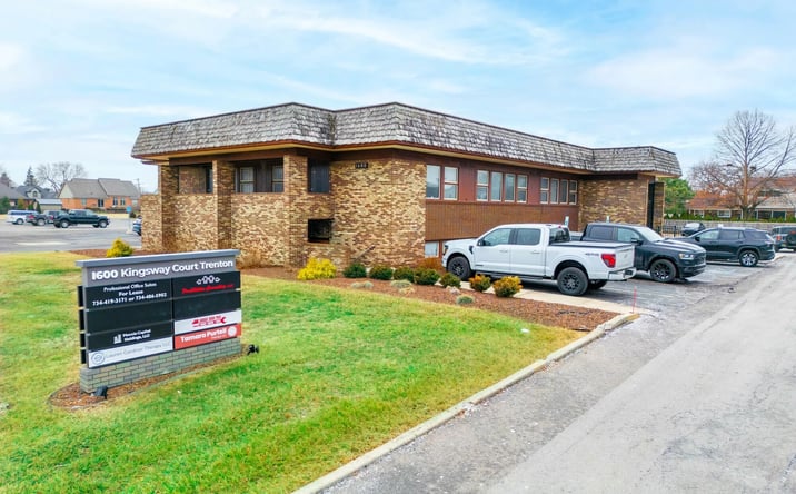 Pictures of Office property located at 1600 Kingsway Ct, Trenton, MI 48183 for sales - image #1