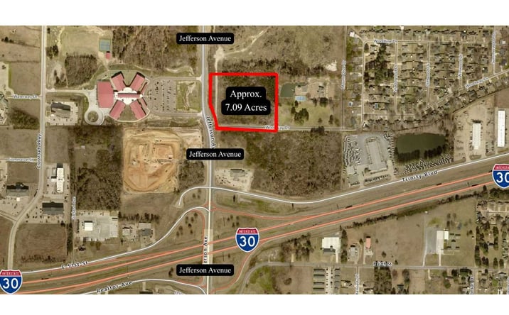 Pictures of Retail, Office, Land property located at 1308 Woodway Dr, Texarkana, AR NULL for sales - image #1