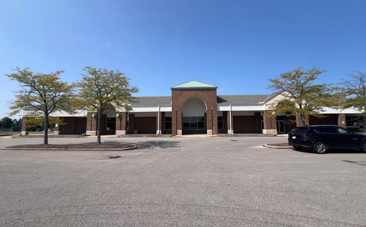 Pictures of Retail property located at 22129 Rockside Rd, Bedford, OH 44146 for sales - image #1