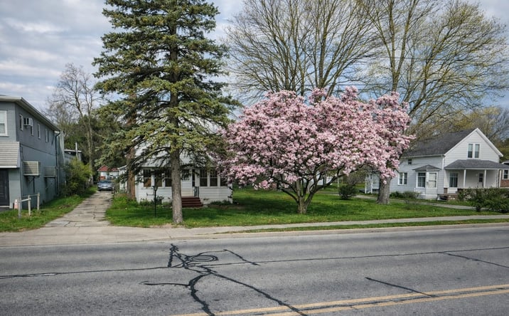 Pictures of Land, Multifamily property located at 1027 N Leroy Street, Fenton, MI 48430 for sales - image #1