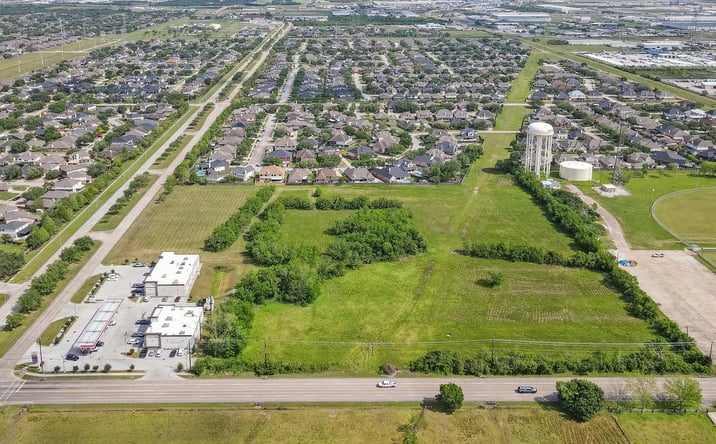 Pictures of Land property located at NEC of E. Pasadena Blvd. & East Blvd., Deer Park, TX 77536 for sales - image #1