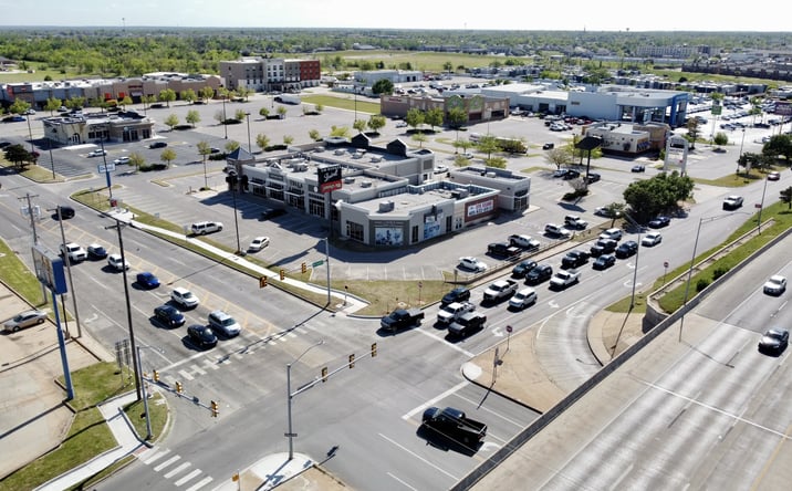 Pictures of Retail property located at 500 W I-240 Service Road, Oklahoma City, OK 73139 for sales - image #1