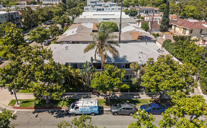 Pictures of Multifamily property located at 272 S Doheny Dr, Beverly Hills, CA 90211 for sales - image #1