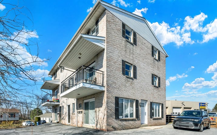 image of property at 219 W MAIN ST Fleetwood PA 19522-1235
