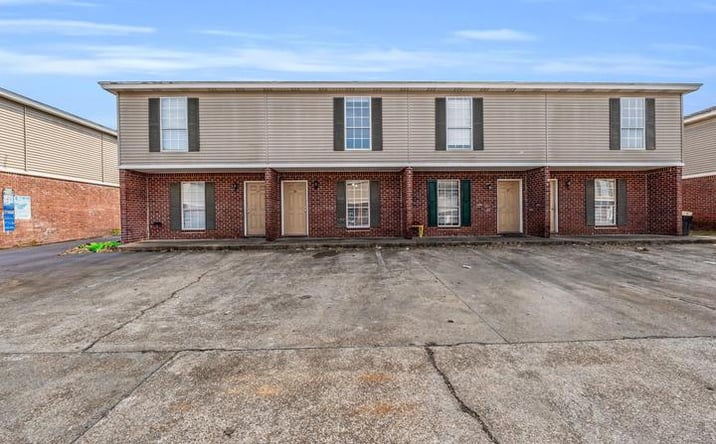 image of property at 1301 LOUISVILLE ST APT 47-48 STREET Starkville MS 39759