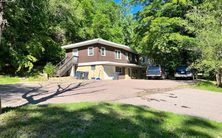 Pictures of Multifamily property located at 1035 Thompson Ravine Rd, Mankato, MN 56001 for sales - image #1