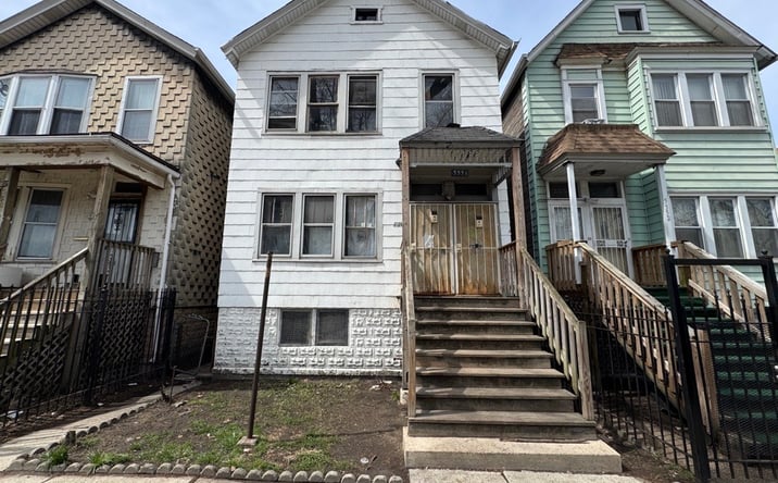 Pictures of Multifamily property located at 5556 S Princeton Avenue, Chicago, IL 60621 for sales - image #1