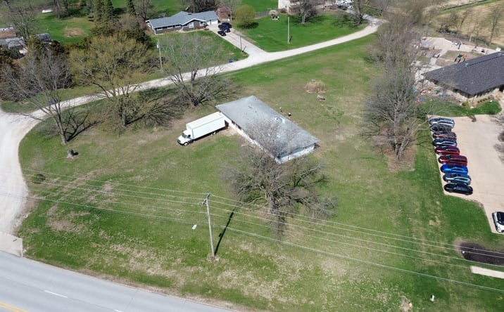 Pictures of Land property located at 3121 Middle Haven Road, Bettendorf, IA 52722 for sales - image #1