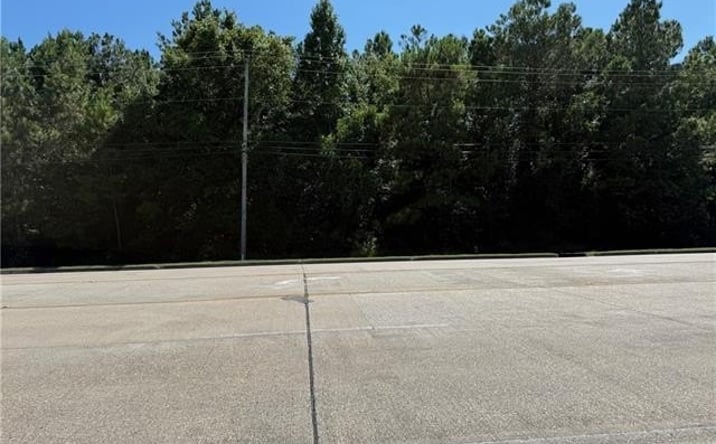 Pictures of Special Purpose property located at FREMAUX Avenue lot: 0, Slidell, LA 70458 for sales - image #1