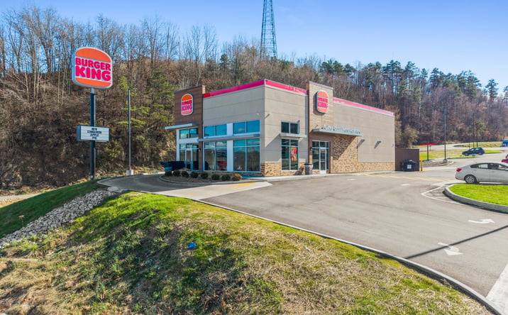Pictures of Retail property located at 40 Town Hill Rd, Louisa, KY 41230 for sales - image #1