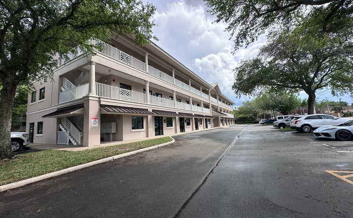 Pictures of Office property located at 2813 S Hiawassee Rd, Orlando, FL 32835 for sales - image #1