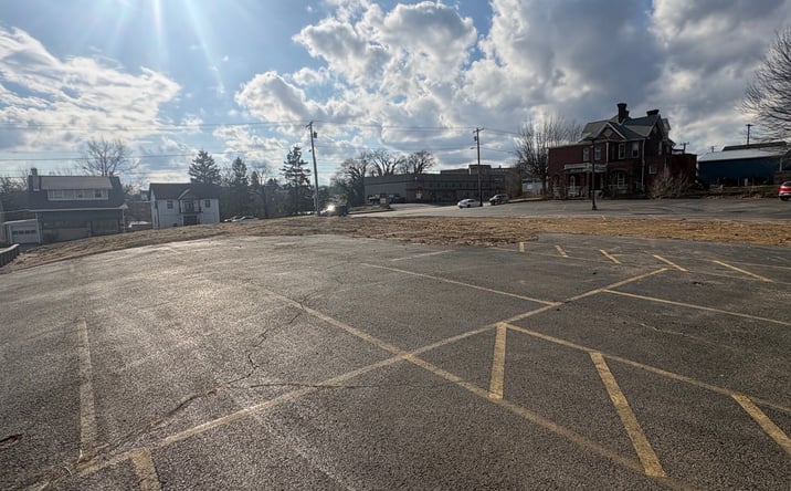 Pictures of Land property located at 196 W Main St, Uniontown, PA 15401 for sales - image #1