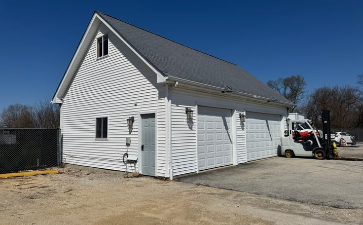 Pictures of Industrial, Self Storage, Mixed Use property located at 220 Keyes Ave, Hampshire, IL 60140 for sales - image #1