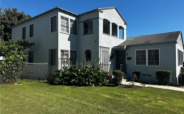 Pictures of Multifamily property located at 3526 Farmdale, Los Angeles, CA 90016 for sales - image #1