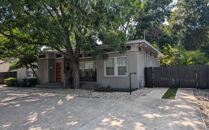 Pictures of Retail, Office property located at 3906 Menchaca Road, Austin, TX 78704 for sales - image #1