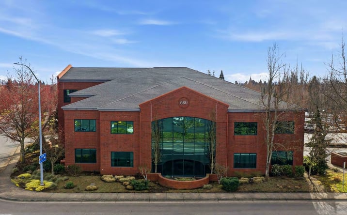 Pictures of Office property located at 680 Hawthorne Avenue Southeast, Salem, OR 97301 for sales - image #1